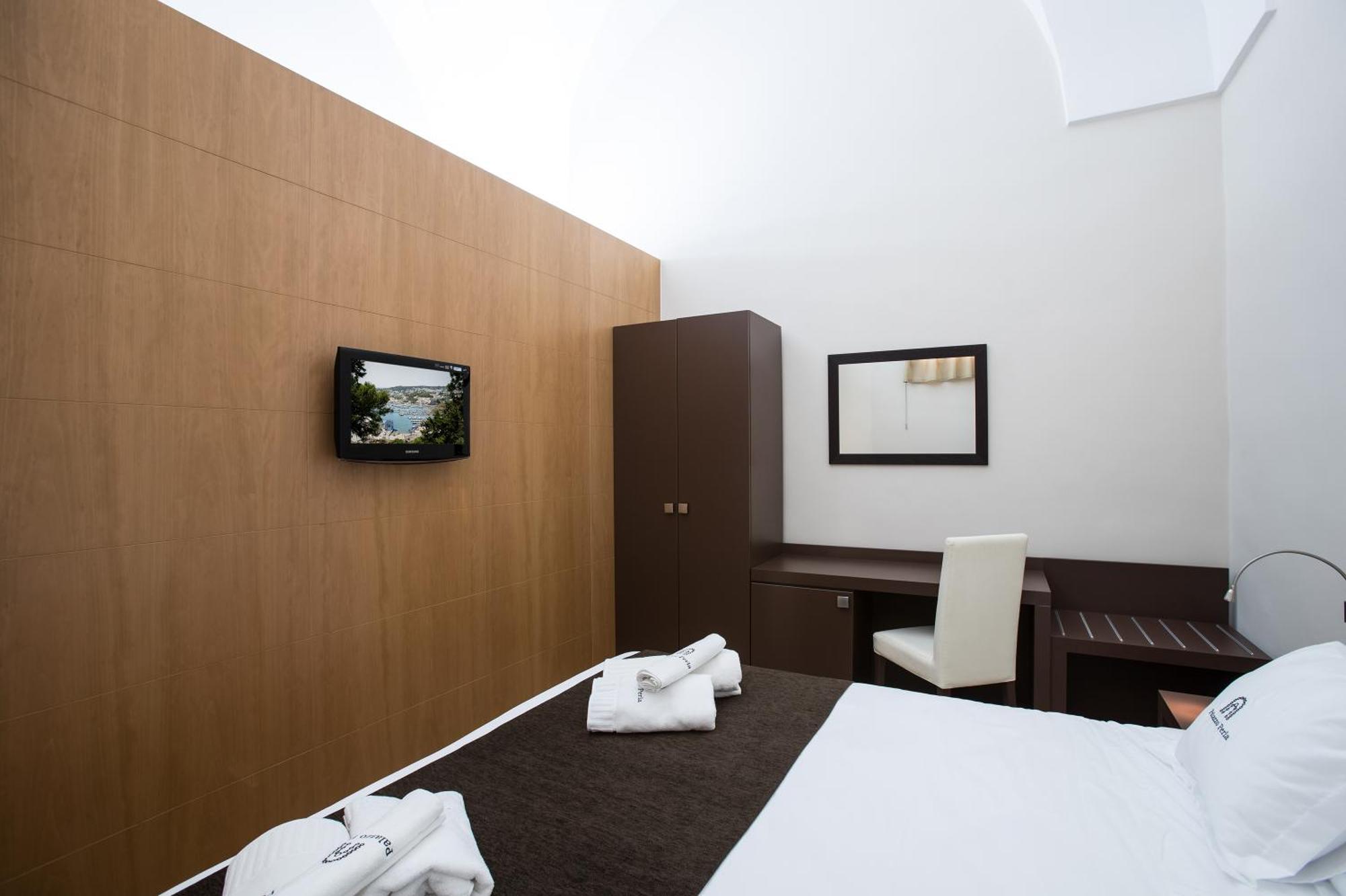 Palazzo Perla - Rooms&Suite Gallipoli Buitenkant foto